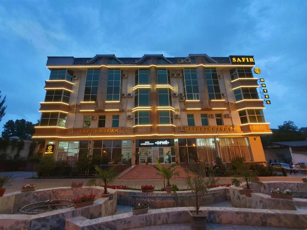 SAFIR BUSINESS HOTEL o